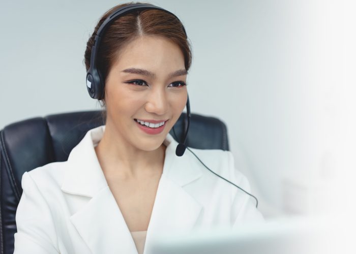 asian-call-center-7x5
